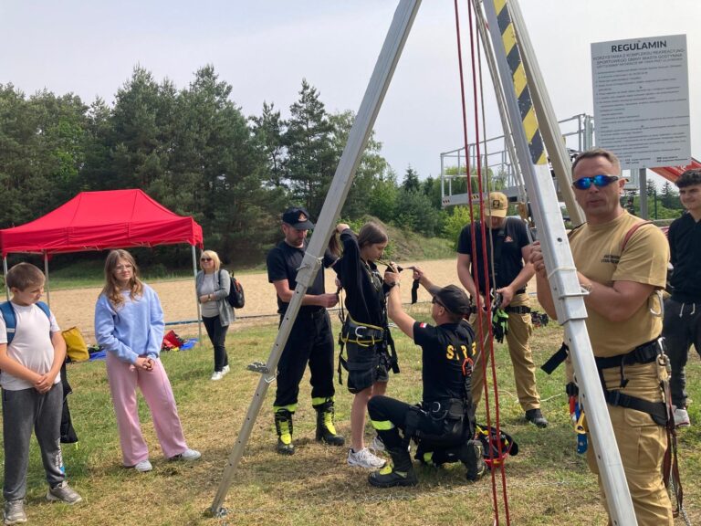 Pokazy ratownictwa wysokościowego