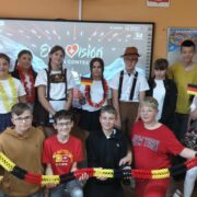 Klasa VII podczas obchodów Europejskiego Dnia Języków Obcych.