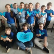 Klasa III podczas obchodów Dnia Świadomości Autyzmu