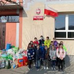 Zbiórka dla dzieci z Ukrainy przebywających w Ośrodku Mazowsze w Soczewce - reprezentanci klas