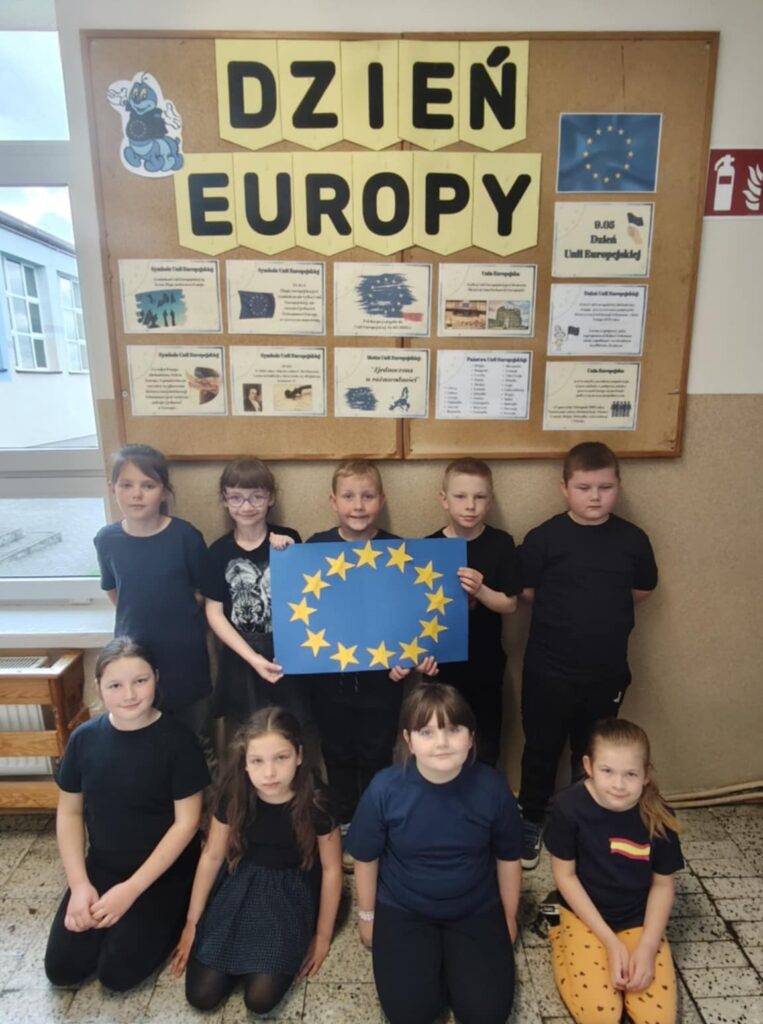 Klasa I podczas obchodów Dnia Europy.
