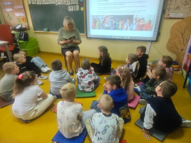 Klasa I słucha Hihoptera