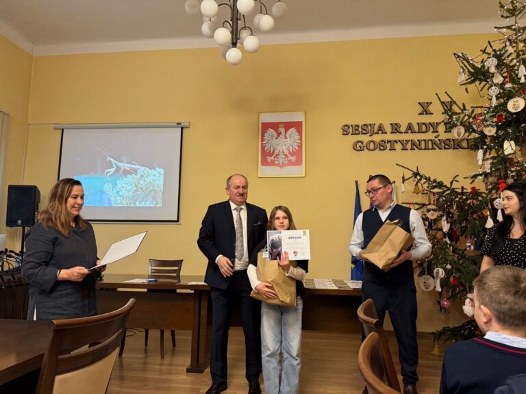 Laureatka II miejsca w kategorii klas I-IV