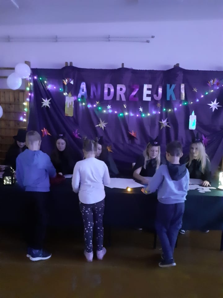 Wróżki przepowiadają przyszłość