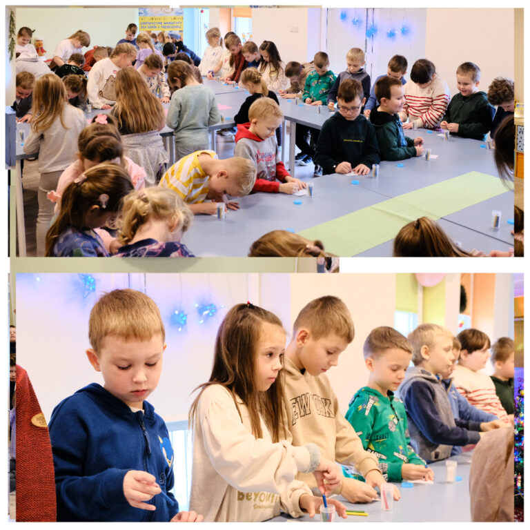 Uczniowie pracują kredkami, które sami wykonali.