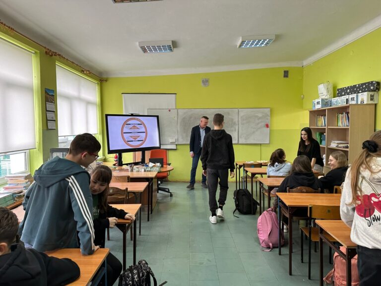 Zajęcia klasy VII z p . Leszkiem Piślewskim