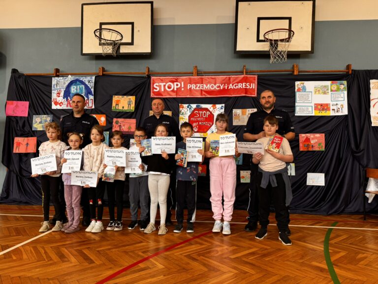 Laureaci konkursu dla klas I-III Nie czyń drugiemu co Tobie niemiłe