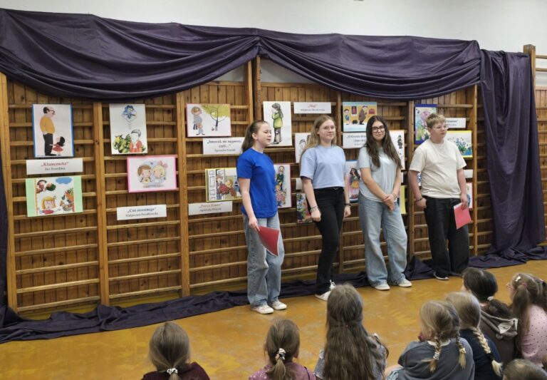Agata, Julia, Maja i Filip przedstawią PIEGI